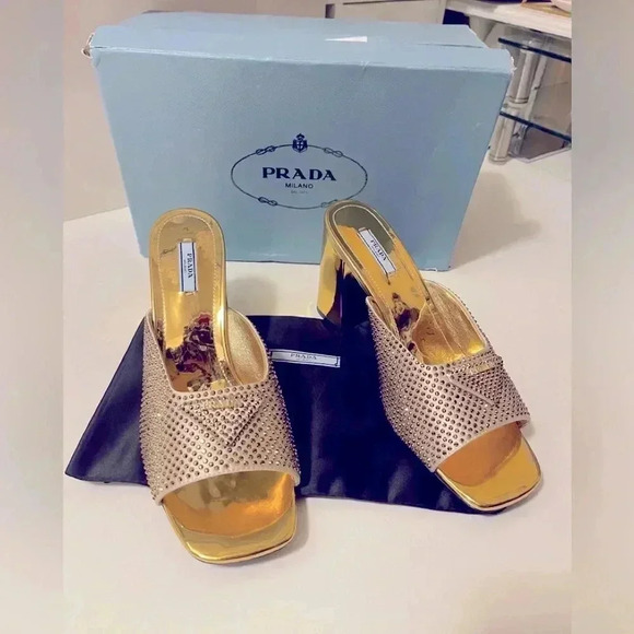 mule sandals with Gold Crystals - Picture 1 of 16